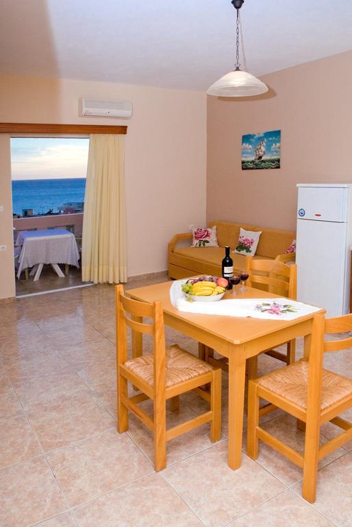 شقة Margarita Αpartments Sea View باليوخورا المظهر الخارجي الصورة